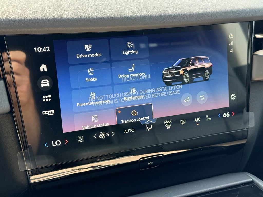 New 2027 Lincoln Navigator Premiere AWD/4WD image 18