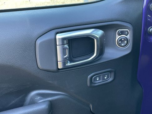 New 2026 Jeep Wrangler Rubicon w/ Xtreme 35 Tire Package image 29