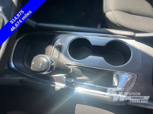 Used 2018 Chevrolet Malibu LT image 17