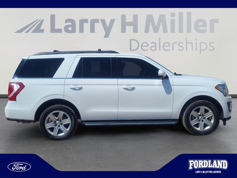 Used 2021 Ford Expedition XLT AWD/4WD image 6