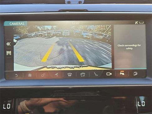 Used 2019 Jaguar F-PACE S image 15