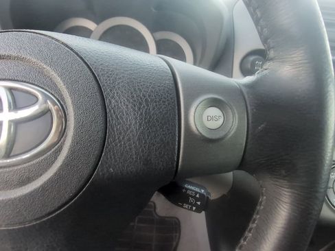 Used 2012 Toyota RAV4 Limited image 15