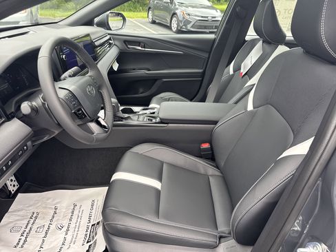 New 2025 Toyota Camry SE w/ Multimedia Upgrade Package image 13