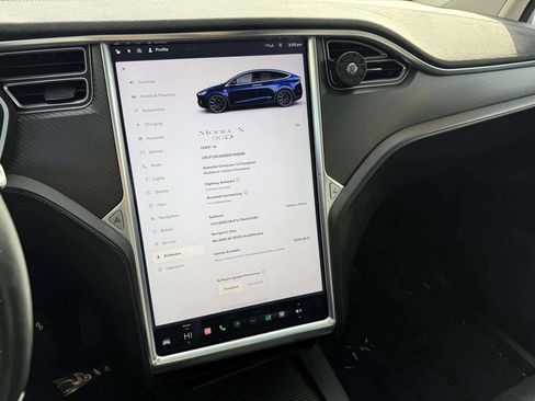 Used 2016 Tesla Model X 75D image 22