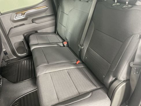 Used 2025 GMC Sierra 1500 SLE RWD image 25