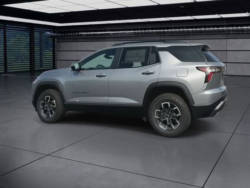 New 2026 Chevrolet Equinox ACTIV AWD/4WD image 4