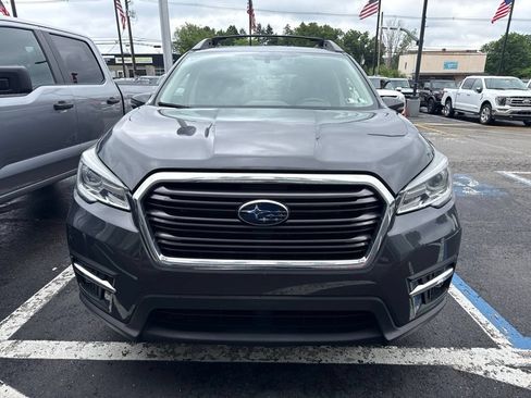 Used 2019 Subaru Ascent Limited w/ Popular Package #3 AWD/4WD image 2