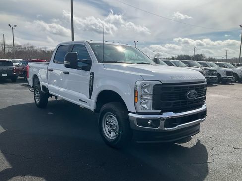 New 2026 Ford F250 XL AWD/4WD image 3