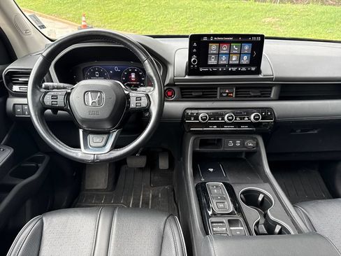 Used 2023 Honda Pilot Elite image 21