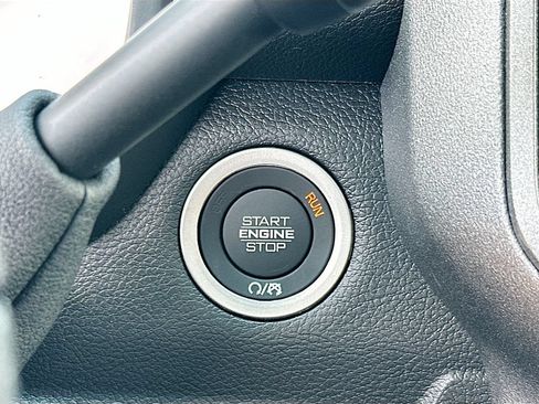 New 2026 RAM 2500 Tradesman AWD/4WD image 17