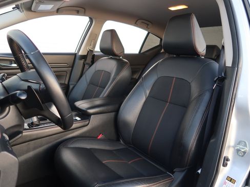 Used 2019 Nissan Altima 2.5 SR image 12