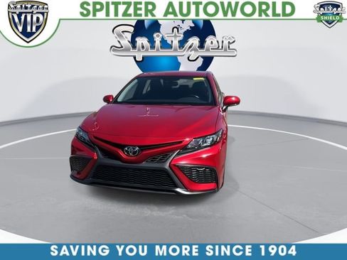 Used 2024 Toyota Camry SE w/ Convenience Package FWD image 3