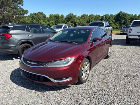 Used 2017 Chrysler 200 Limited Platinum FWD image 11