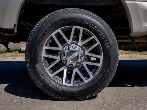 Used 2017 Ford F250 Lariat w/ Lariat Ultimate Package image 62