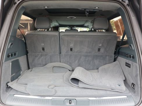 Used 2022 Jeep Grand Wagoneer Series III w/ Rear Seat Video Group 1 AWD/4WD image 47