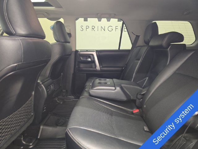 Used 2018 Toyota 4Runner Limited AWD/4WD image 17