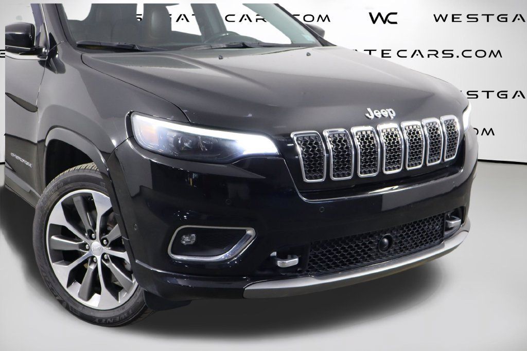 Used 2019 Jeep Cherokee Overland w/ Technology Group AWD/4WD image 53