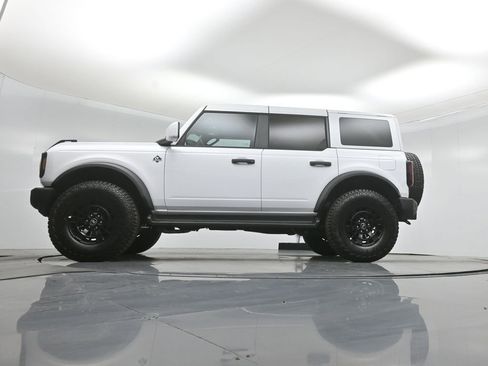 New 2026 Ford Bronco Outer Banks AWD/4WD image 7