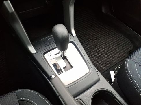 Used 2017 Subaru Forester 2.5i w/ Alloy Wheel Package image 15