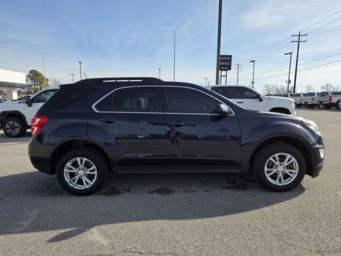 Used 2017 Chevrolet Equinox LT w/ Convenience Package image 9