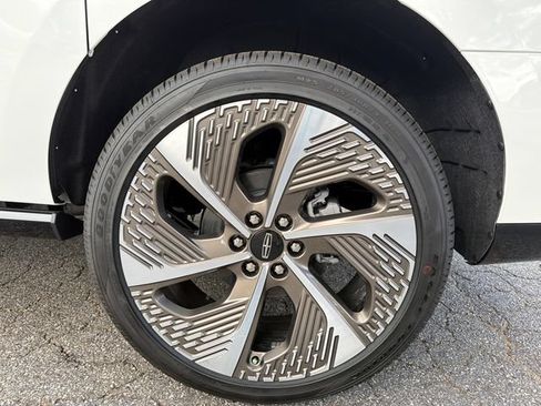 New 2027 Lincoln Navigator L Black Label AWD/4WD image 25
