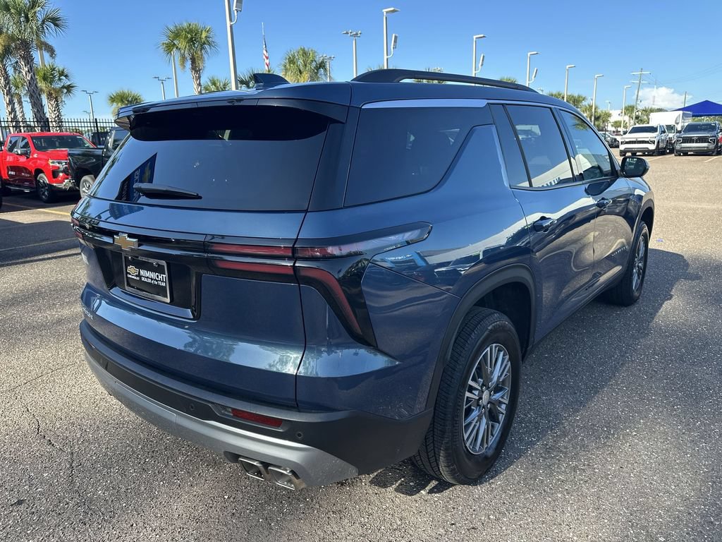 Used 2026 Chevrolet Traverse LT FWD image 16