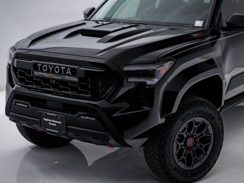 Used 2025 Toyota Tacoma TRD Pro image 4