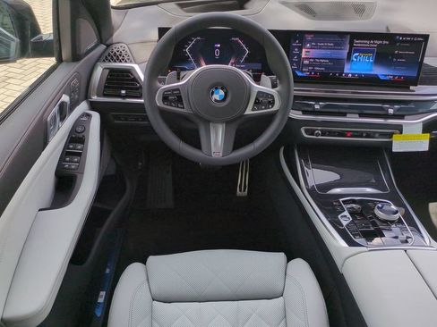 New 2027 BMW X7 xDrive40i w/ Executive Package AWD/4WD image 16