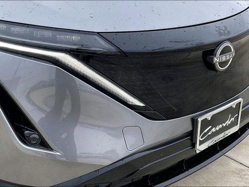 Used 2023 Nissan Ariya AWD image 33