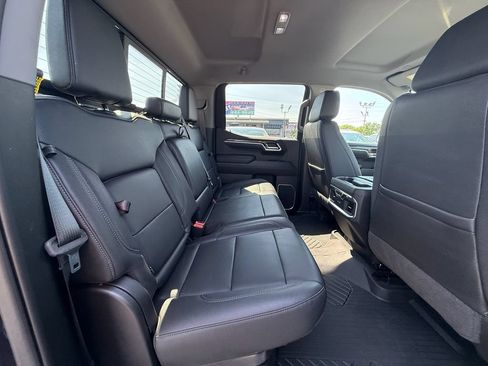 Used 2022 Chevrolet Silverado 1500 LTZ AWD/4WD image 21