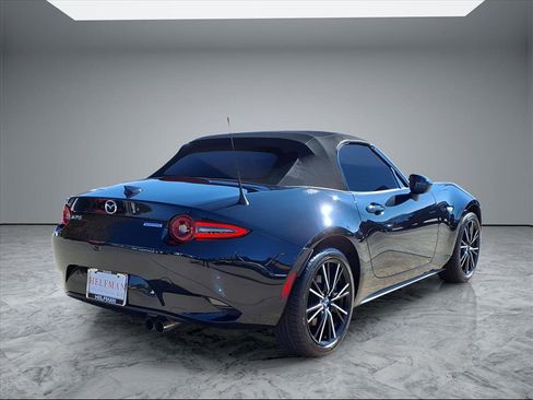 Used 2024 MAZDA MX-5 Miata Grand Touring w/ Weather Package image 7