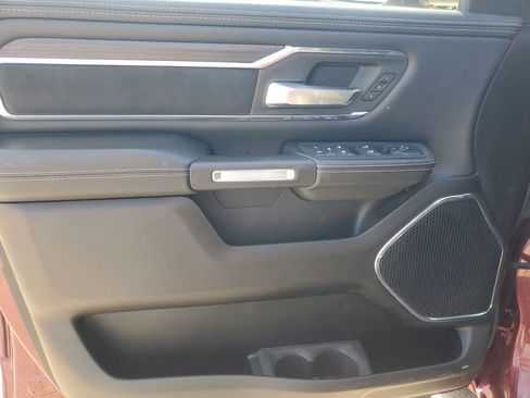 Used 2025 RAM 1500 Laramie image 10