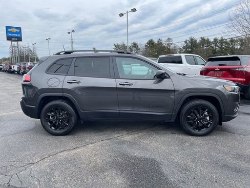 Used 2023 Jeep Cherokee Altitude Lux w/ Lux Elite Package image 8