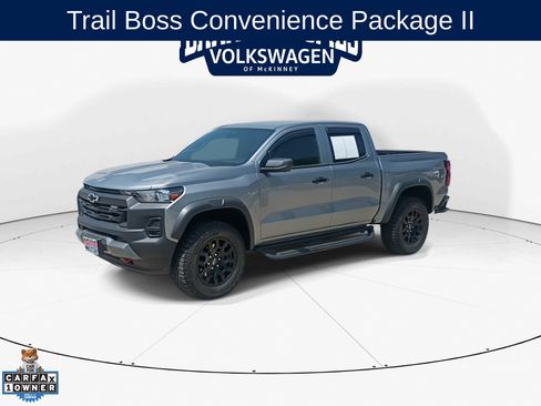 Used 2025 Chevrolet Colorado Trail Boss AWD/4WD image 4
