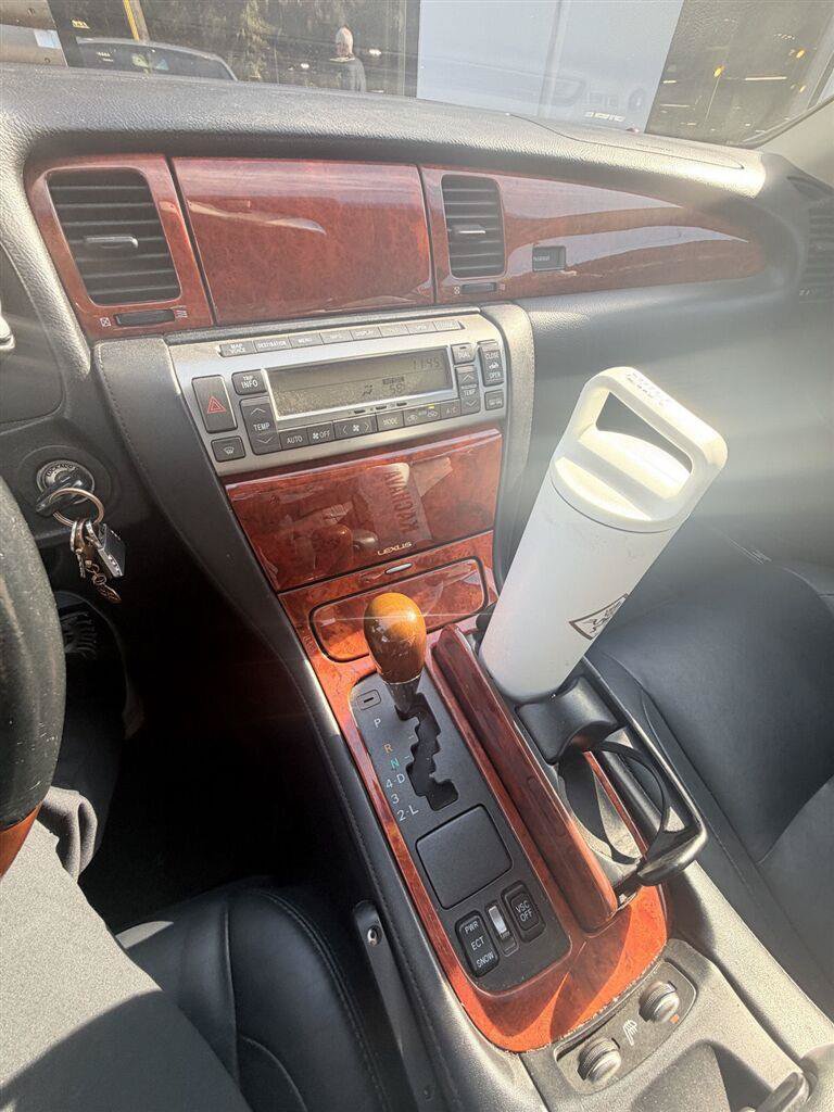 Used 2004 Lexus SC 430 Convertible RWD image 5