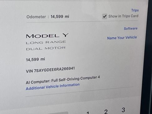Used 2024 Tesla Model Y Long Range AWD/4WD image 15