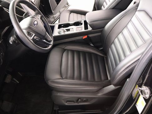 Used 2021 Ford Edge SEL w/ Cargo Accessory Package image 11