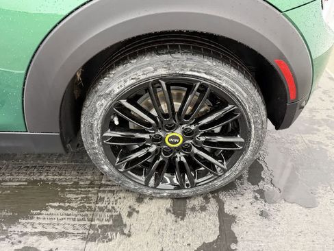 Certified 2024 MINI Cooper SE FWD image 25