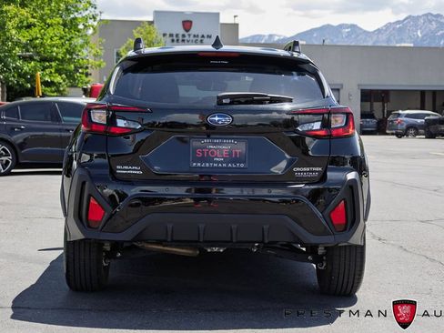 Used 2025 Subaru Crosstrek 2.5i Limited w/ Crosstrek Mirror Package AWD/4WD image 17