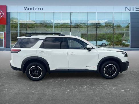 Certified 2023 Nissan Pathfinder Rock Creek AWD/4WD image 4