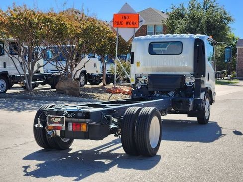 New 2024 Chevrolet Low Cab Forward 5500HG RWD image 12