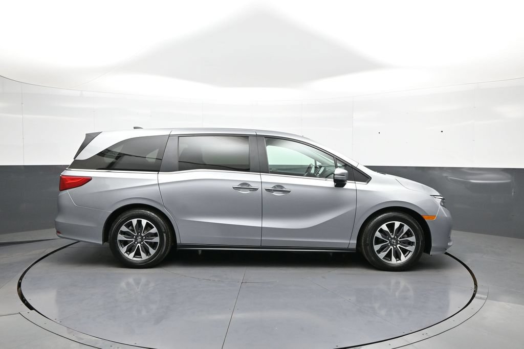 Certified 2024 Honda Odyssey EX-L image 5