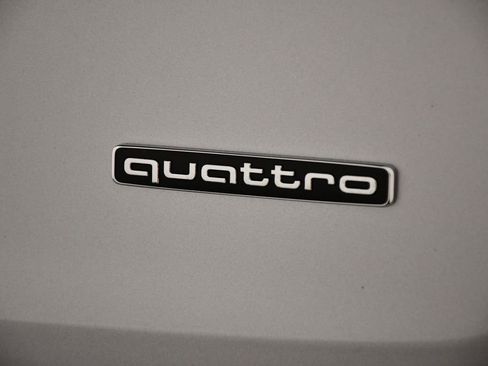 Used 2025 Audi Q5 2.0T Premium Plus w/ Premium Plus Package image 10