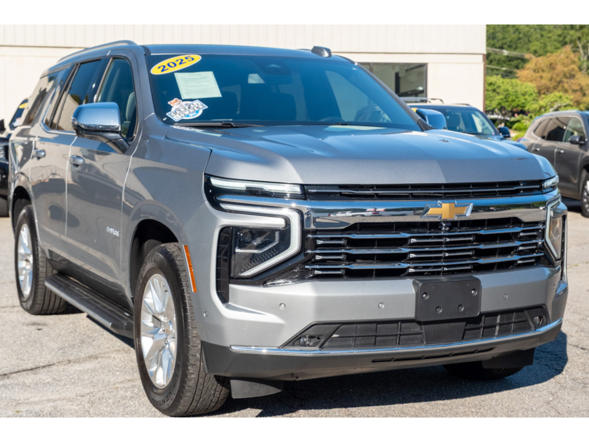 Used 2025 Chevrolet Tahoe Premier AWD/4WD image 33