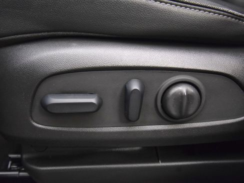 Used 2023 Buick Encore GX Select FWD image 27