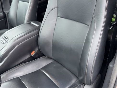 Used 2018 Toyota Highlander XLE image 14