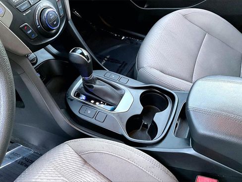 Used 2018 Hyundai Santa Fe Sport w/ 2.4L Value Package 02 image 15