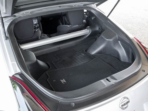 Used 2020 Nissan 370Z Coupe image 44