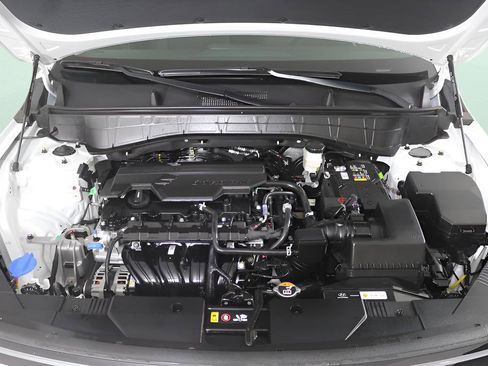 New 2026 Hyundai Kona SEL Sport FWD image 14