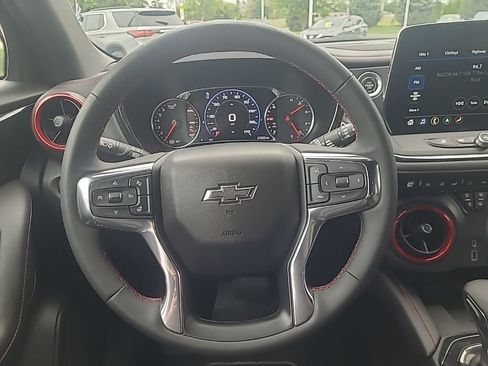 Used 2023 Chevrolet Blazer RS AWD/4WD image 16